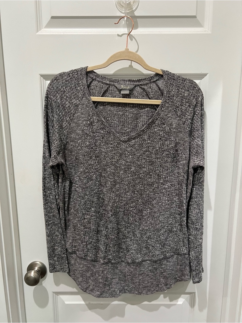 Heathered Gray V-Neck Knit Top
